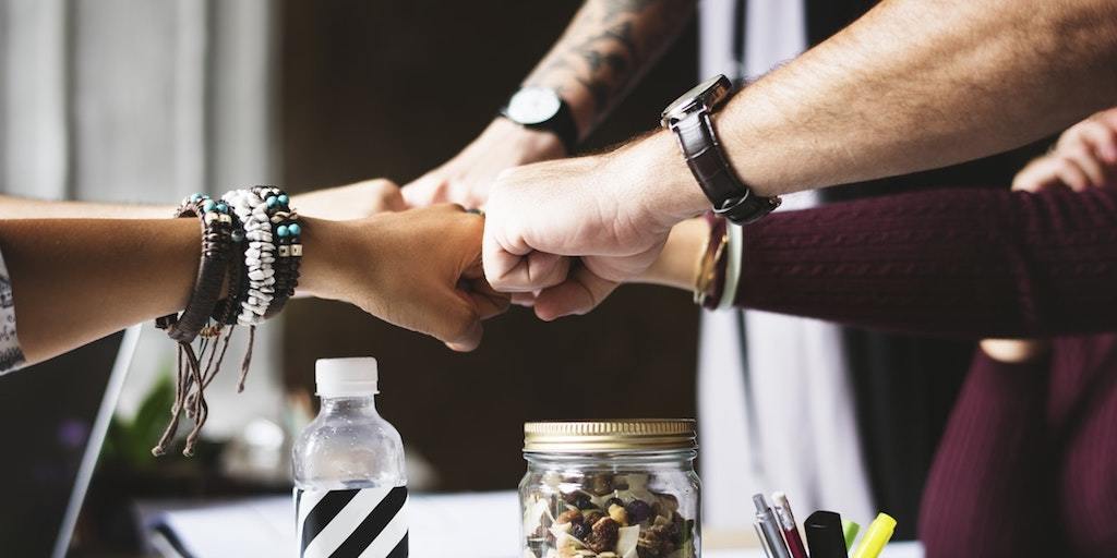 team-building-activities-1024x512-20171002